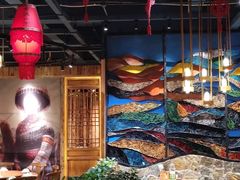 大堂-老滇山寨•云南特色菜•地方菜•民族风情歌舞表演(金碧店)