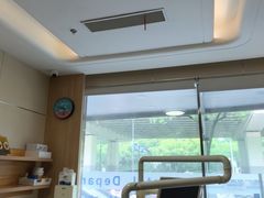 -上海仁爱医院口腔科 · 种植