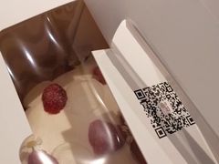 -花花卷卷·鲜食蛋糕(静安久光百货店)