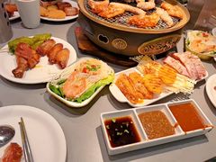 -山焱·炭火自助烤肉(周浦万达店)
