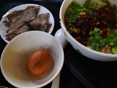 -陇上全荟兰州传统牛肉面(延吉路店)