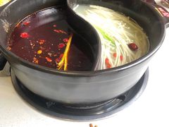 -钢管厂五区小郡肝串串香(滨江店)