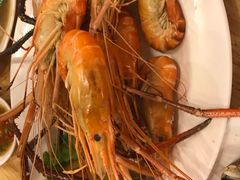 -J Daeng Seafood