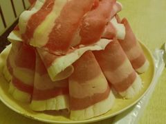 -洞庭洲·防空洞火锅·烧烤·铜锅涮肉(新百广场店)
