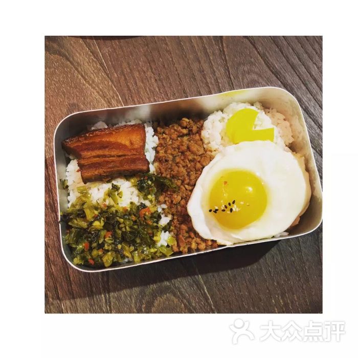 1896 bistro(西式简餐)铁盒卤肉饭便当图片 - 第6张