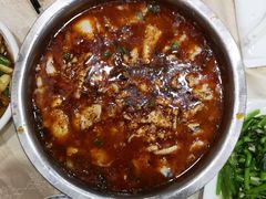 -金良酸菜鱼(宁海路总店)