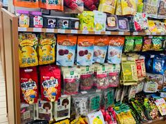 -全家便利店(莲花池东路店)