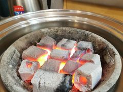 -围炉肉舍•炭烤活鳗•丹东海鲜烤肉(步行街店)