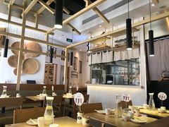 大堂-关东小磨东北菜(上海长风大悦城店)