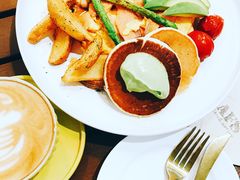 牛油果蘑菇菠菜水波蛋-AFS Cafe & Canteen(闽江二路店)