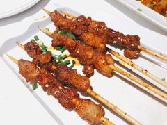 新疆大串羊肉-庞家烧烤客栈(炮台山店)