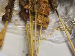 -丽伟的串·烧烤·砂锅(芝麻街店)