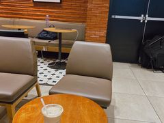 -星巴克(上海虹桥新天地二店)