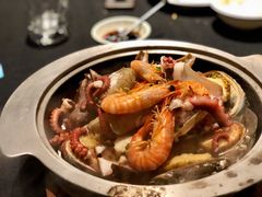 石锅原汁海鲜汇-鲁采LU STYLE(新天地店)