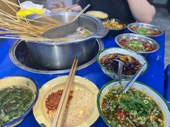 -马路边边·成都串串(翠柏路店)