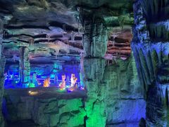 -泰安地下龙宫景区