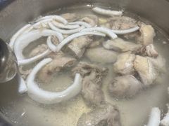 -喃喃椰·糟粕醋·椰子鸡火锅(七堡花园店)