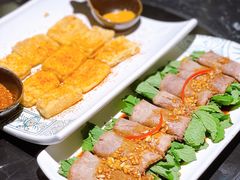 黄金爆浆豆腐-云海肴云南菜·蒸汽石锅鱼(青岛万象城店)