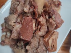 -五指山生态小黄牛(皮皮虾海鲜广场店)