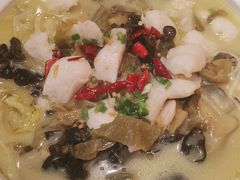 老坛酸菜鱼-鱼你在一起(奉贤宝龙城广场店)