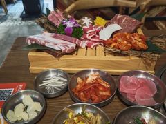 -香猪坊韩国烤肉专属门店(魏公村店)