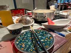 -尚尚仙·酸汤猪手·猪肚鸡火锅(华联万柳购物中心店)