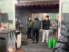 门面-无名氏宵夜小摊(祝家三姐妹馄饨店)