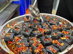 -黑色经典臭豆腐·湖南特产(步行街店)