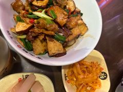 -富正毅三下锅·湘西韵味(天门山索道店)