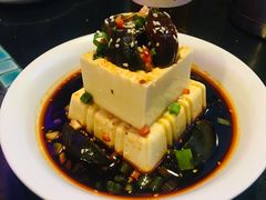 -鸣记脆皮烤鱼·海鲜烤鱼(三八广场店)