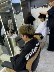 -藤野造型烫发染发