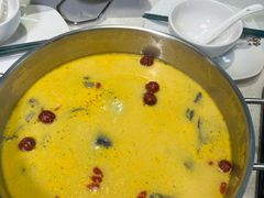-煲王粤菜餐厅(中侨中心店)