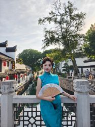 -一揽芳华汉服旗袍体验馆(拙政园店)