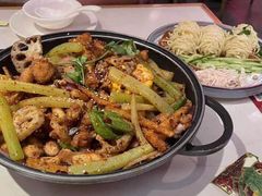 干锅牛蛙-渝蛙馆(新百店)