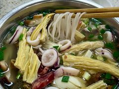 -福屿鲜捞小吃·捞化(福屿总店)