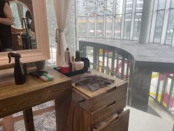 -QZHAIR SALON
