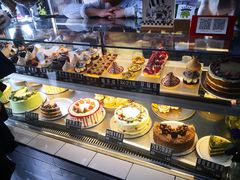 面包甜点陈列柜-Juicy Bakery(大学路店)