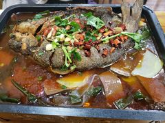 -老东镇啤酒屋海鲜加工·蒸汽海鲜·海鲜烧烤(台东店)