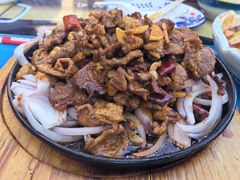 -壹阁胡羊焖饼(特色小吃街店)