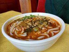 小锅米线-蝴蝶泉宾馆-中餐厅