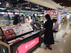 -综合保税区进口商品直销中心(新百店)