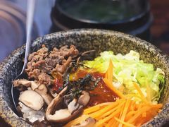 牛肉石锅拌饭-意成料理