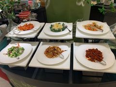 -亮马河饭店翠雅咖啡厅