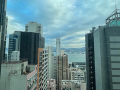 -香港华美达海景酒店