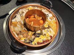 -菌自由丨野生菌火锅特色庭院餐厅(丽江古城店)