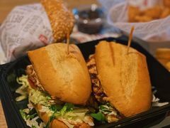 -The Habit Burger Grill 哈比特汉堡(复兴soho店)