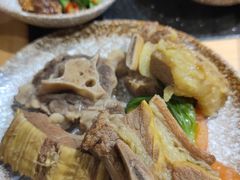 -顶顶汤火牛排火锅·经典铜锅涮肉