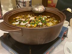 -饭怕鱼·黄焖鲟龙鱼(湖大店)
