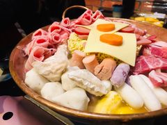 -炙韩料理·部队锅专门店