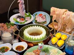 -得意咚瓜·顺德鱼生·冬瓜火锅(深圳首店)